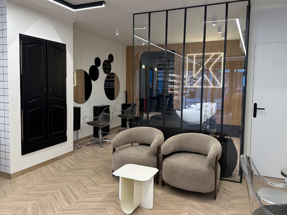 salon d'attente cosy nouveau salon Coiffeur Kut Oberkampf 2026 Paris 11e