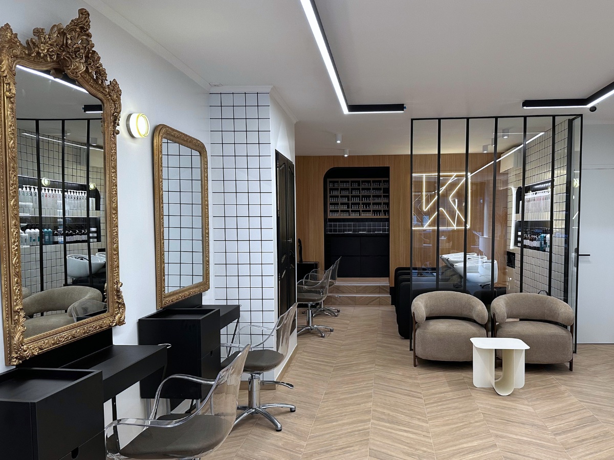 salon d'attente et espace accueil nouveau salon Coiffeur Kut Oberkampf 2026 Paris 11e